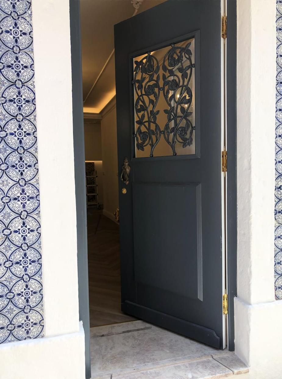 New Exquisite Cozy Baroque Portuguese Soul 2p Apartment